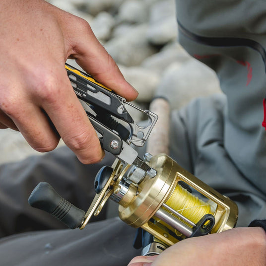 Translation missing: en.Signal being used to fix fishing reel
