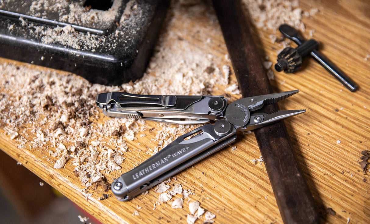 Leatherman® Wave® Plus Multi-Tool - 18 Tools in 1, Silver