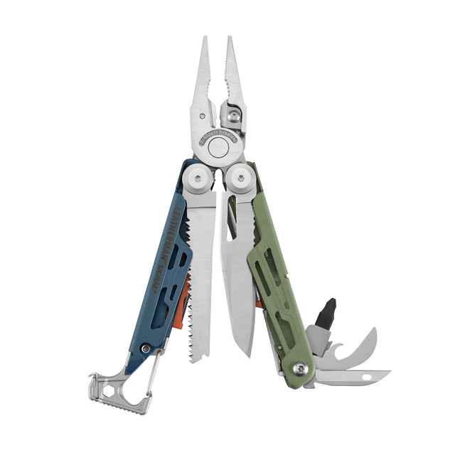 Translation missing: fr.Tundrascape Leatherman Signal® multi-tool showcasing pliers, blades, and other essential features for outdoor adventures